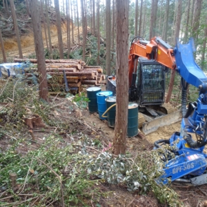 林業就業を目指す方「援林塾」で講習を！！申込は市森林課へ イメージ